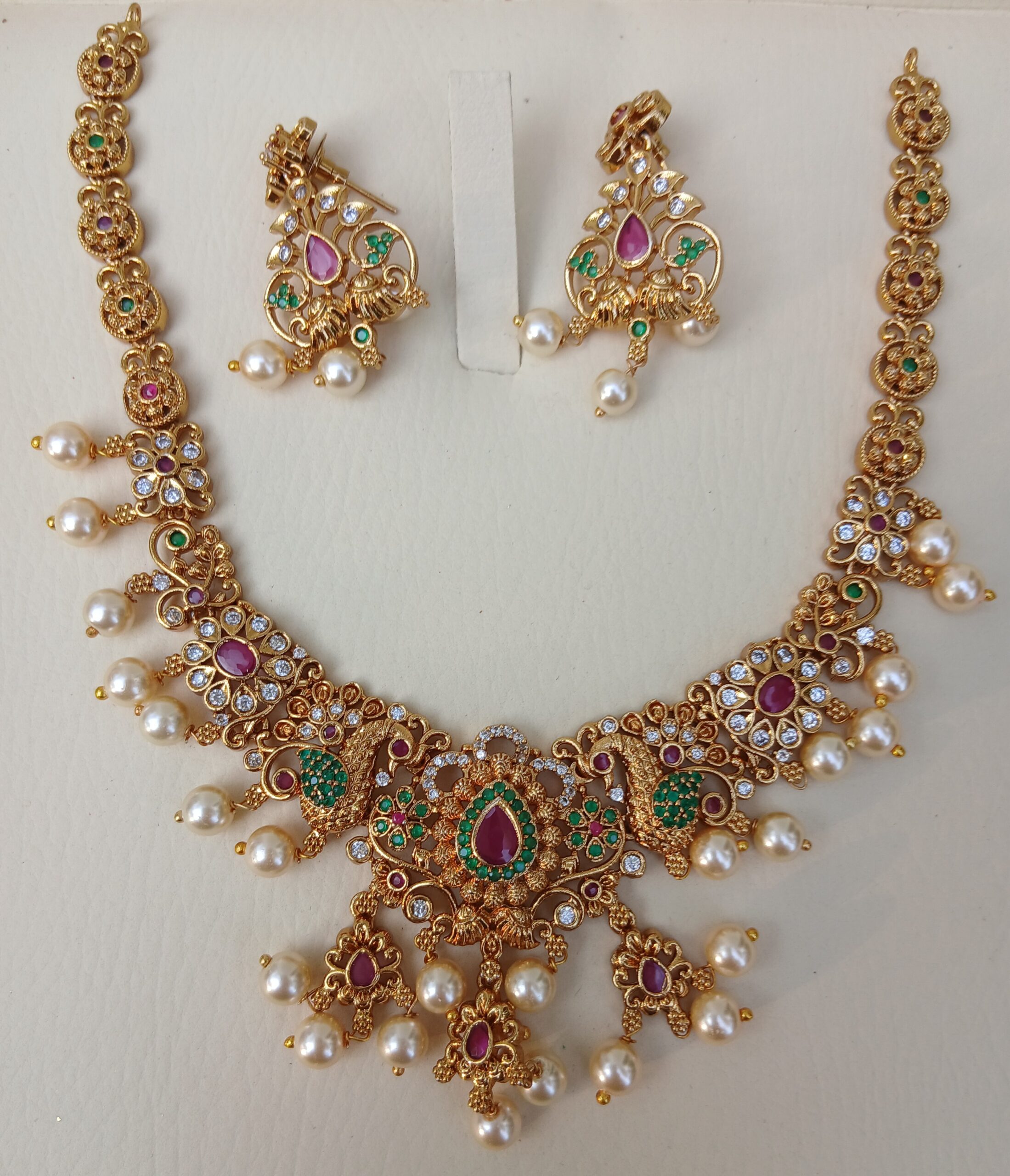 Premium South Indian Temple Jewellery Set - Article 2 - Image 2