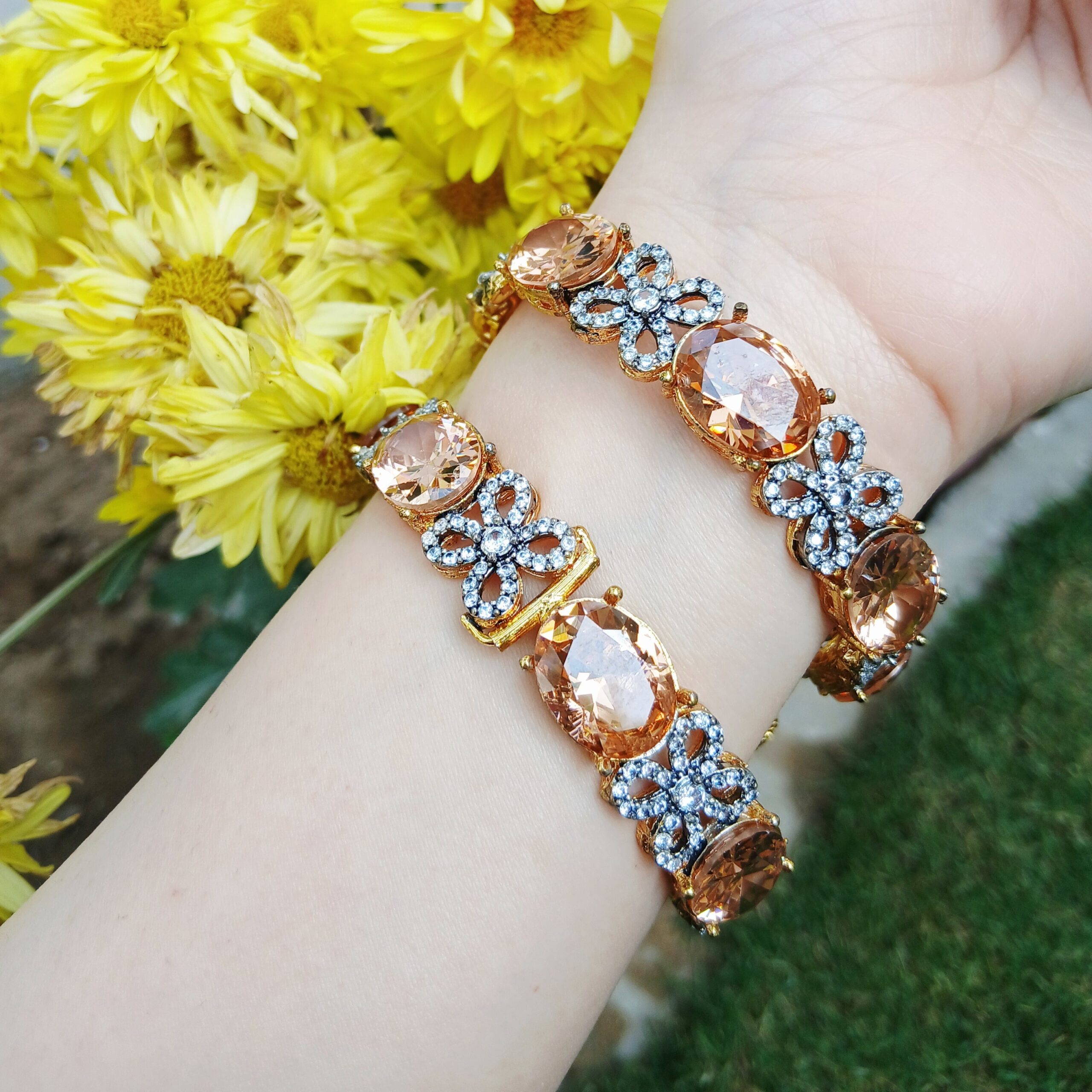 Champagne Radiance Gold-Plated Openable Bangles - Article 16 - Image 2