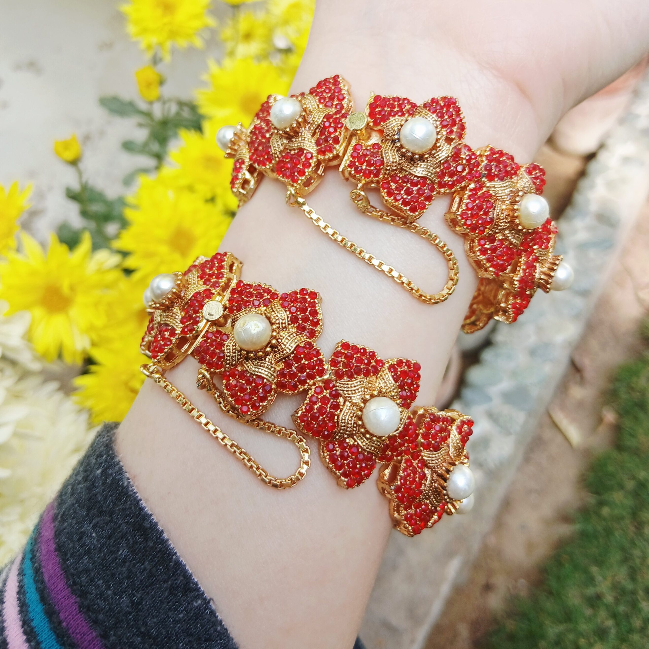 Pearl-Core Floral Crimson Gold-Plated Bangles - Article 9 - Image 2