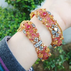 Vintage Jarao Ruby-Studded Gold-Plated Bangles - Article 3