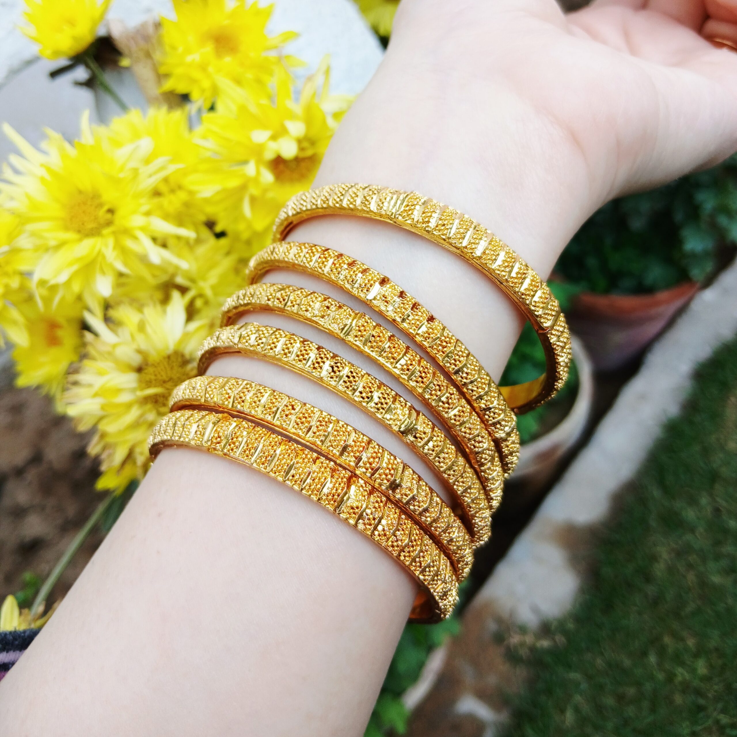 Imperial Textured Gold-Plated Bangle Set - Article 18 - Image 4