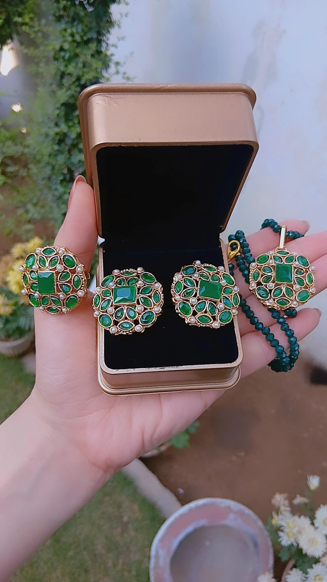 Emerald Green Beaded Majesty Gold-Plated Combo Set – Article 10