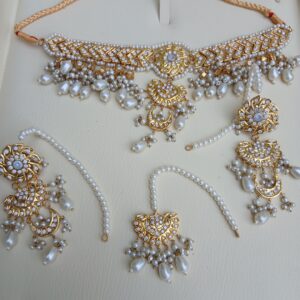 Heritage Gold-Plated Thappa Kundan Choker Suite - Article 11