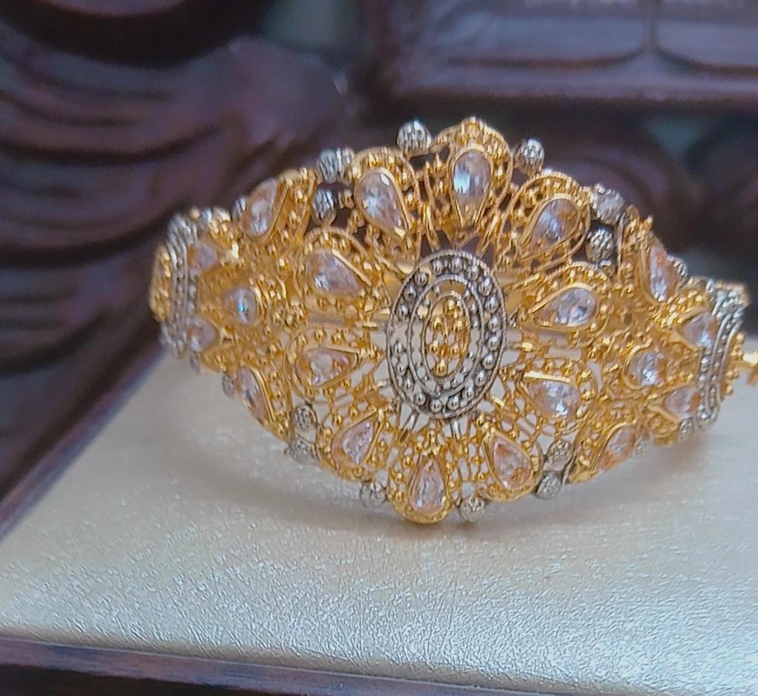 Artisan Filigree R.P. Gold-Plated Kara — Article 13