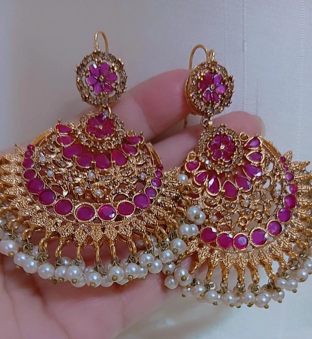 Royal Ruby Radiance Chandbalis — Article A14