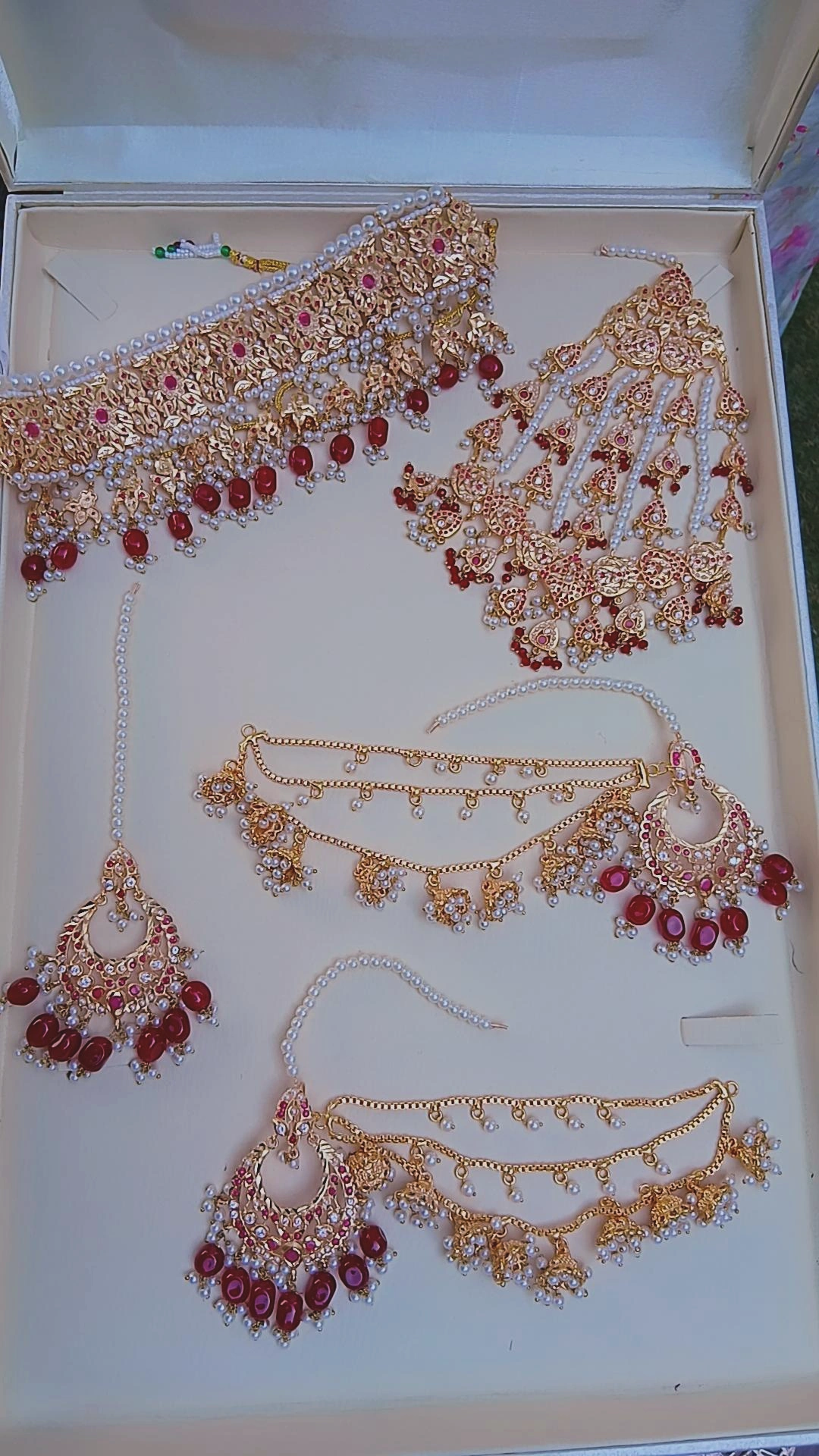 Royal Ruby-Red Filigree Bridal Suite with Nath & Sahara Accessories - Article 17