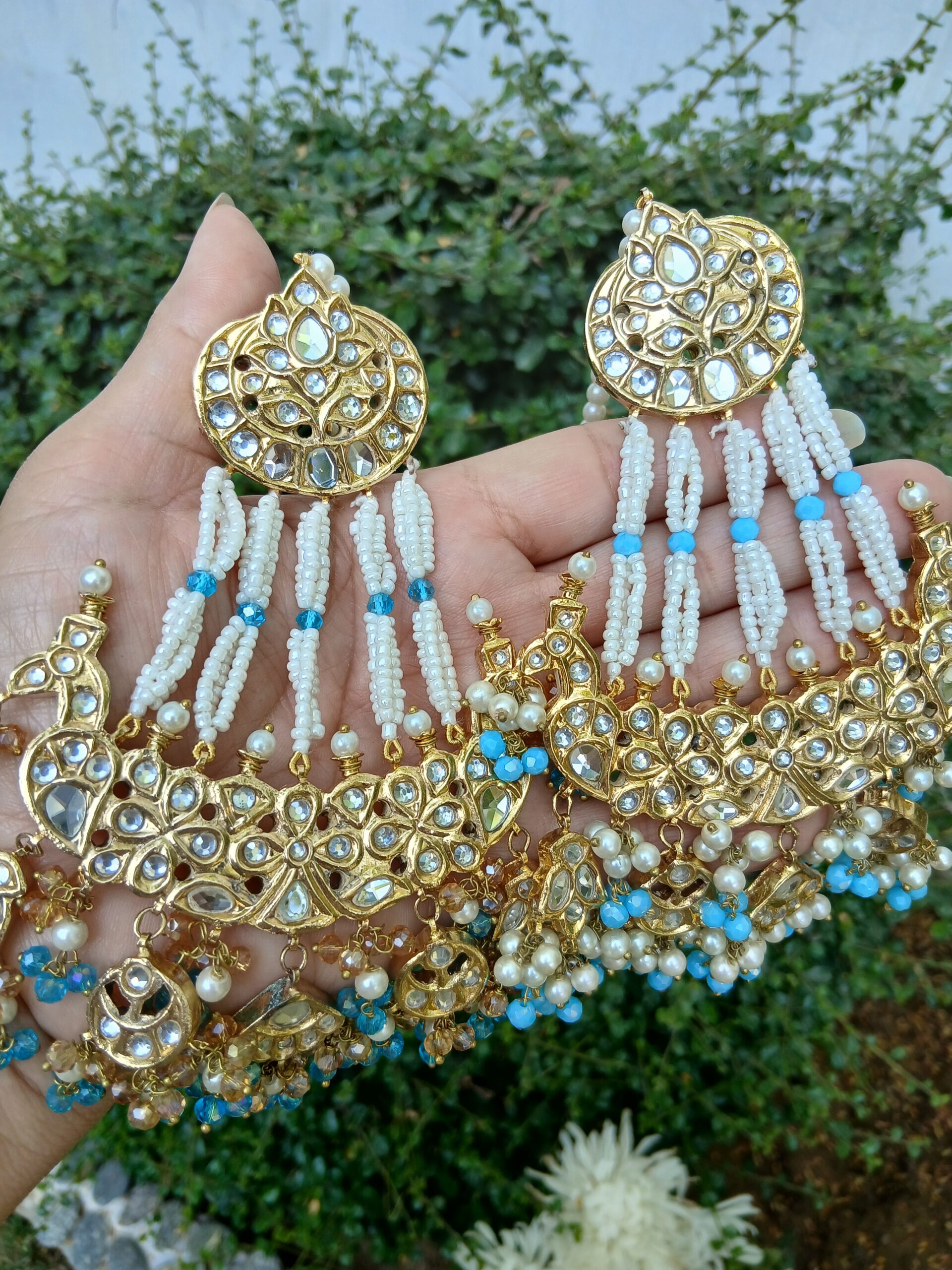 Artisanal Thappa Kundan Heritage Earrings - Article 4 - Image 3