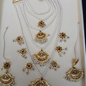 Royal Tiered Pearl Bridal Suite with Ruby & Emerald Accents - Article 4