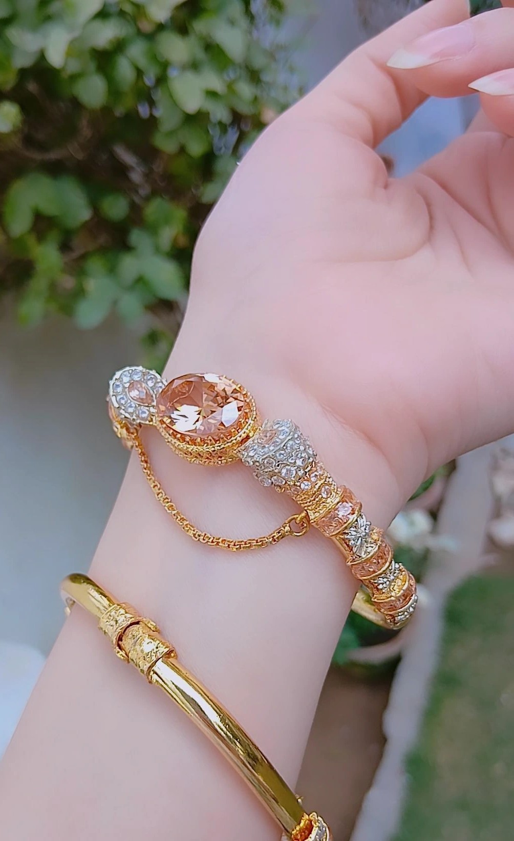 Article 42 / Gold plated openable bangles price 5000