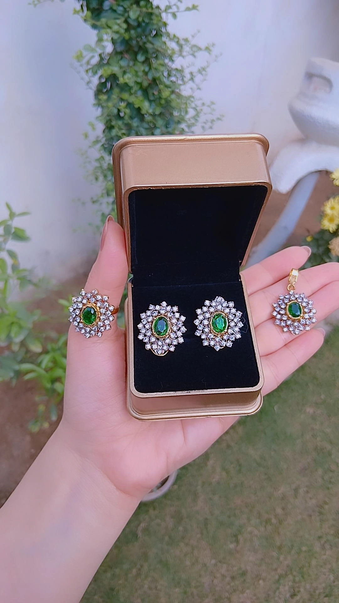 Emerald Radiance Gold-Plated Sunburst Jewelry Combo Set – Article 7